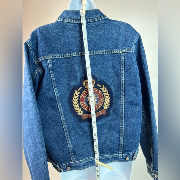 1990’S VINTAGE TOMMY HILFIGER DENIM JACKET – EMBROIDERED BACK PATCH - Picture 6 of 9